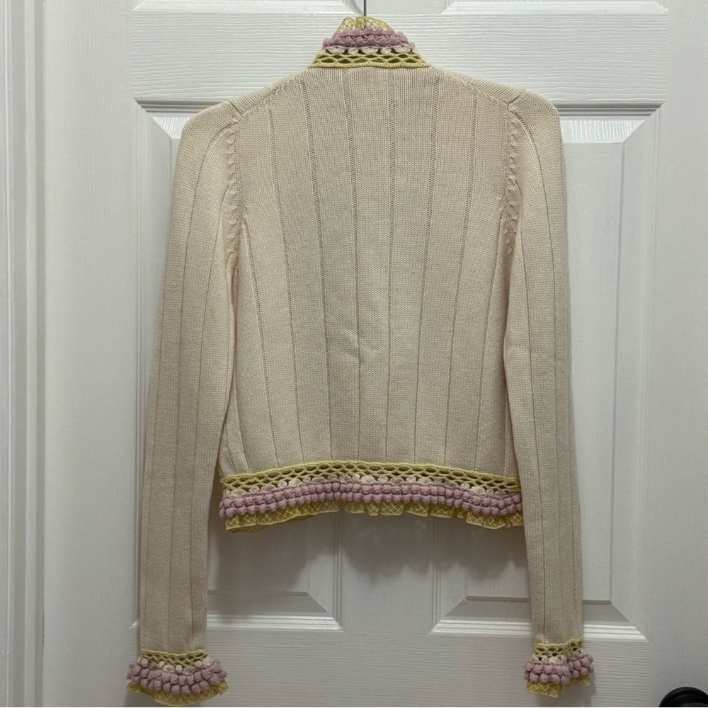 Authentic CHANEL Cream Cashmere Cardigan Sweater Size 38 - Picture 4 of 16